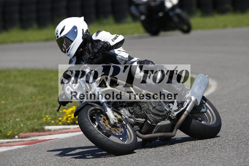 /Archiv-2024/29 12.06.2024 MOTO.CH Track Day ADR/Gruppe blau/92